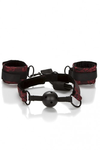    SCANDAL BREATHABLE BALL GAG WITH CUFFS